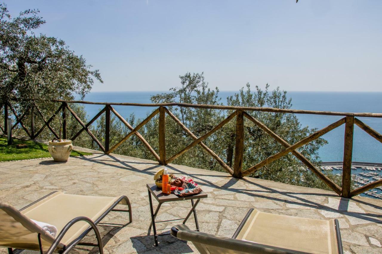 Villa Degli Ulivi B&B Финале Лигуре Экстерьер фото